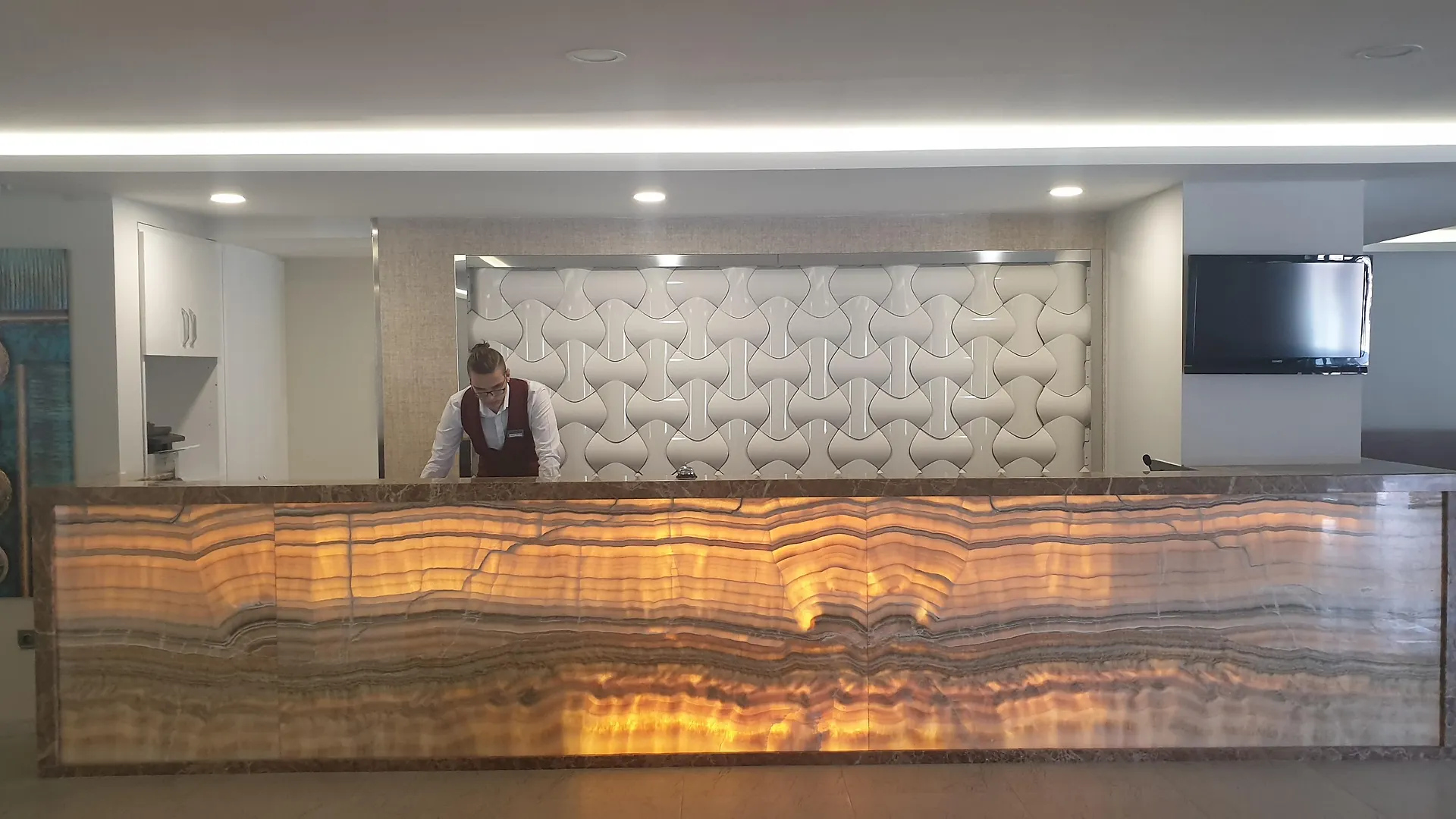 Marti Prime Beach Hotel Kuşadası