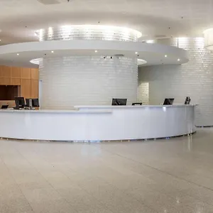 Отель Hilton Helsinki Airport